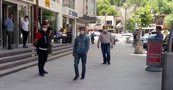 Hakkari'de maske denetimi