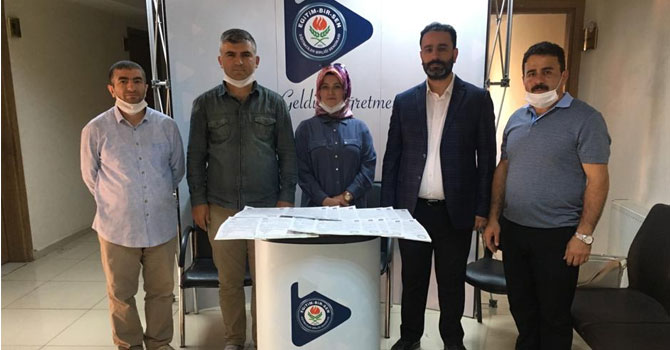 Eğitim-Bir-Sen öğretmenler için “Hoş Geldin Öğretmenim” standı açtı