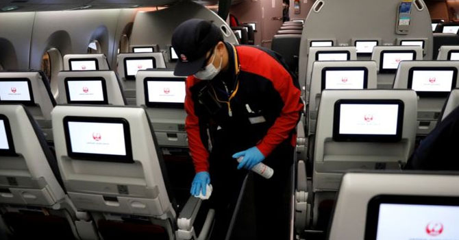 Koronavirüs salgını sırasında uçak yolculuğu ne kadar güvenli?
