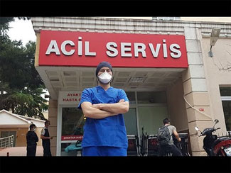 Kovid geçiren 28 yaşındaki acil hekimi uyardı