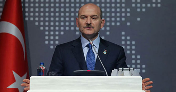 İçişleri Bakanı Soylu'dan Van'daki kayıp tekneye ilişkin açıklama