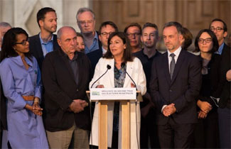 Fransa'da taşlar yerine oturmuyor