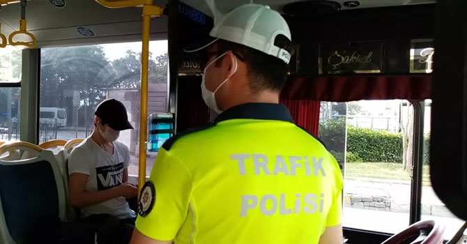 İstanbul'da toplu taşıma araçlarında koronavirüs denetimi