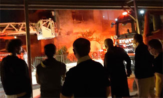 Taksi şoförünün dikkati, yangında faciayı önledi