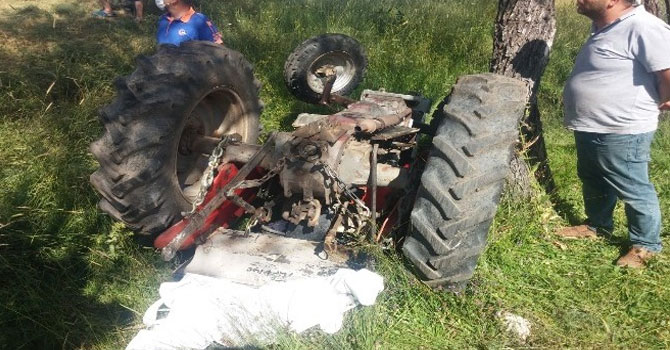 Dereye uçan traktörün sürücüsü öldü