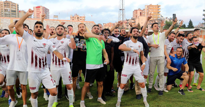 Hatayspor şampiyon olarak Süper Lig'e yükseldi