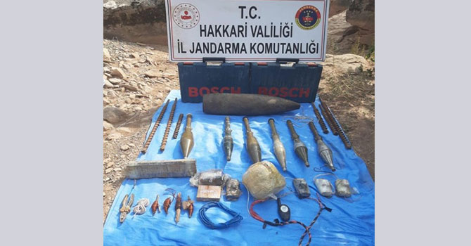 Derecik'de çok sayıda mühimmat ele geçirildi