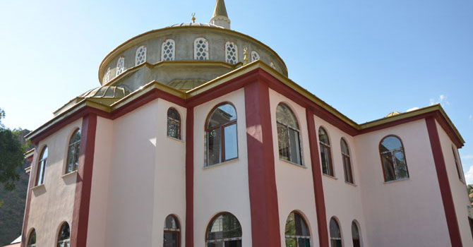 Av. M. Fatih Turan Camisi ibadete açıldı