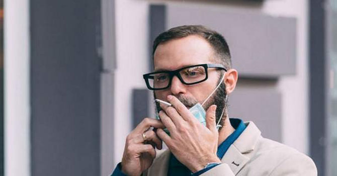 İngiltere'de salgın döneminde 'bir milyon kişi sigarayı bıraktı'