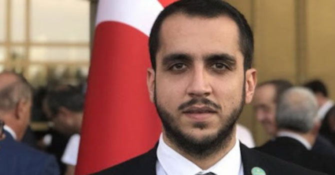 Jakuzide 'ulan fakirler' diyen AK Partili Gençlik Kolları Başkanı istifa etti '