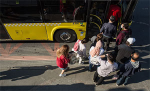  İstanbul'da 0-4 yaş arası çocuğu olan annelere toplu taşıma ücretsiz oldu