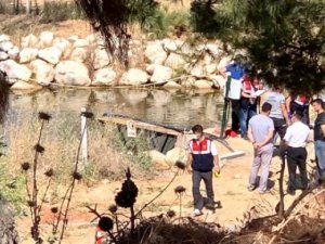 Gölete giren çocuk boğuldu