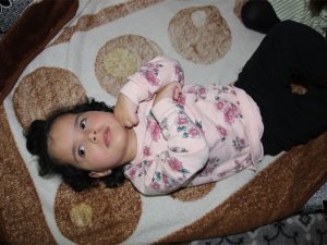 Hakkarili Minik Ezgi destek bekliyor!