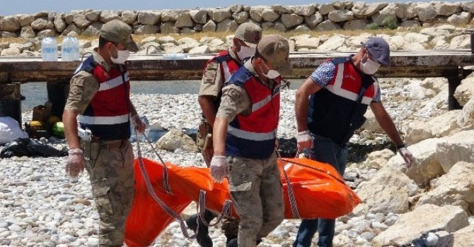 Van Gölü'nden çıkarılan cenaze sayısı 60'a yükseldi