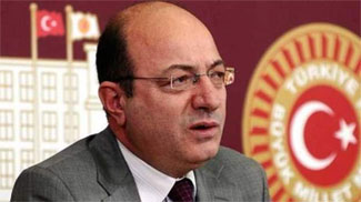 İlhan Cihaner, CHP Genel Başkanlığı için adaylığını açıkladı