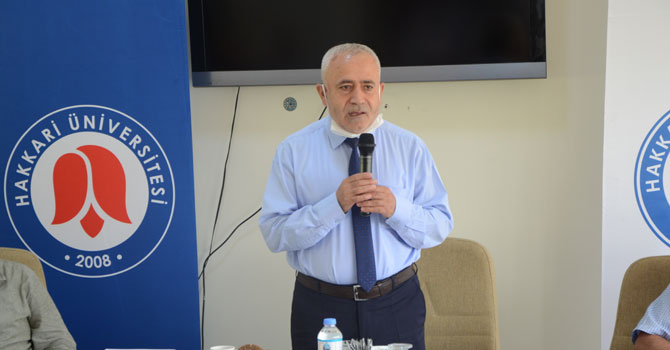 Hakkari Üniversitesi Rektörü Pakiş: Üniversitede su yolunu buldu