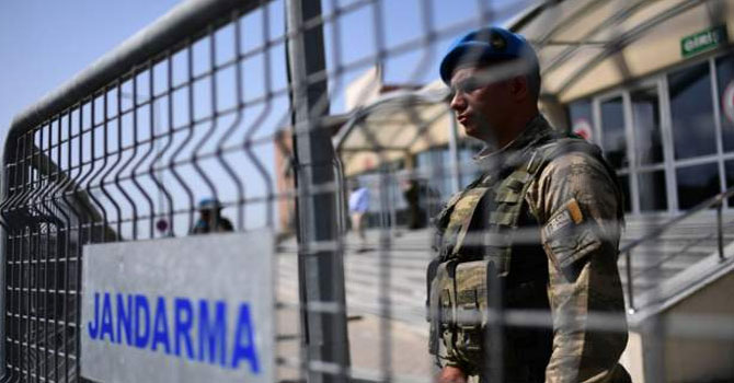 Jandarmada 4 general ve 60 albay emekliliğe sevk edildi