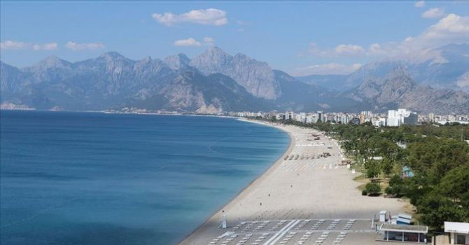 Güvenli Turizm Belgesi alan otel ve restoran sayısı 3 bin 500’e yaklaştı