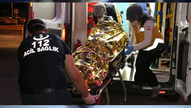 Zabıta tezgahına el koymak isteyince kendini yaktı