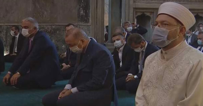 Cumhurbaşkanı Erdoğan Cuma namazı için Ayasofya'da