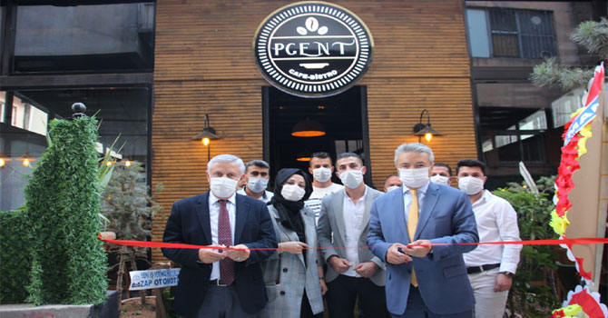 Hakkari’de ‘Pgent Cafe Bistro” hizmete açıldı