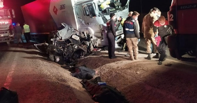 Kendi düğünü için Muş'a gidiyordu, kazada hayatını kaybetti