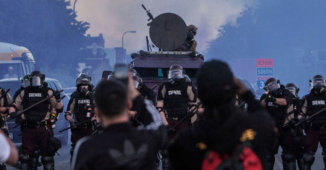 “Biber gazı COVID-19’un yayılmasına neden oldu”