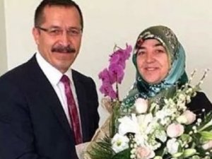 Eşine özel kadro açan rektör görevden uzaklaştırıldı