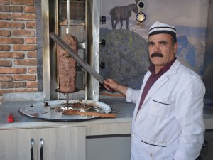 Hakkari’de Han Et & Tavuk Döner Salonu açıldı