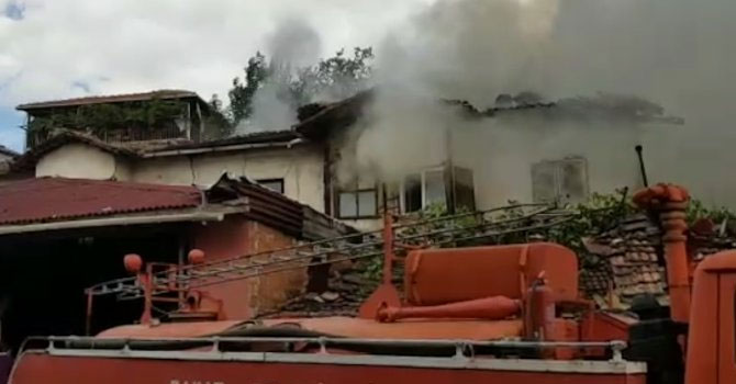 Çorum'da yangın: 4'ü çocuk 5 ölü