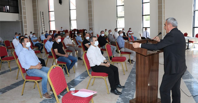 Hakkari’de okul müdürleri ile ‘hijyen’ toplantısı!