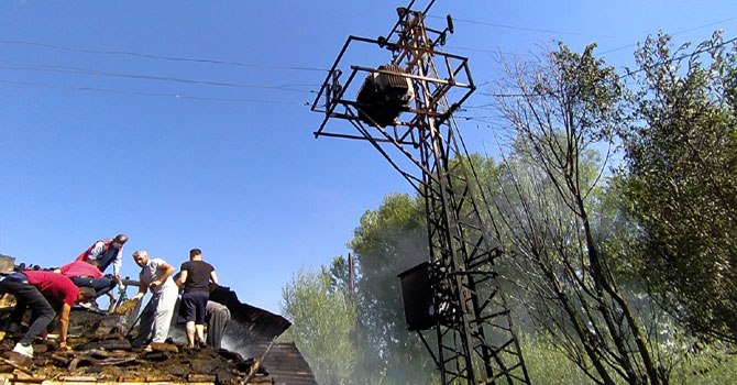 Yüksekova'da trafodaki patlama korkuttu