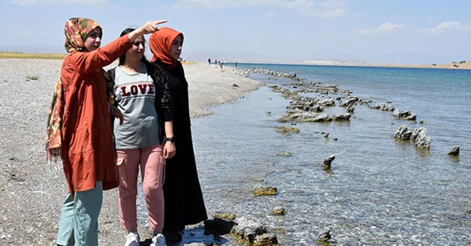 Yine bir Van Gölü Canavarı iddiası