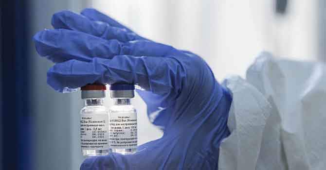 Rusya Kovid-19 aşısının üretimine başlandı