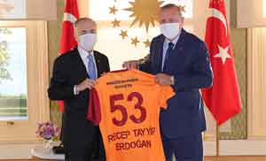 Cumhurbaşkanı Erdoğan, Galatasaray Başkanı Cengiz'i kabul etti
