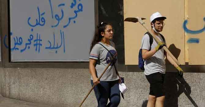 Lübnan yaralarını sarmaya çalışıyor