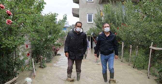 Van'da sel zarara yol açtı