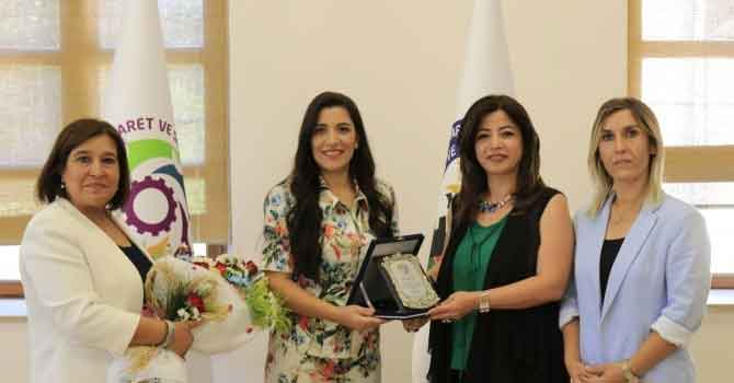 DTSO Kadın Meclisi yeni dönem sözcüsünü seçti