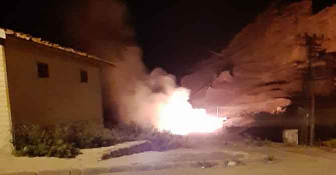 Dilek balonu ile yapılan evlilik teklifi yangın çıkardı