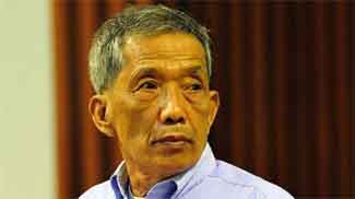 Kamboçya'da Kızıl Kmerler cezaevi müdürü 'Yoldaş Duch' hayatını kaybetti