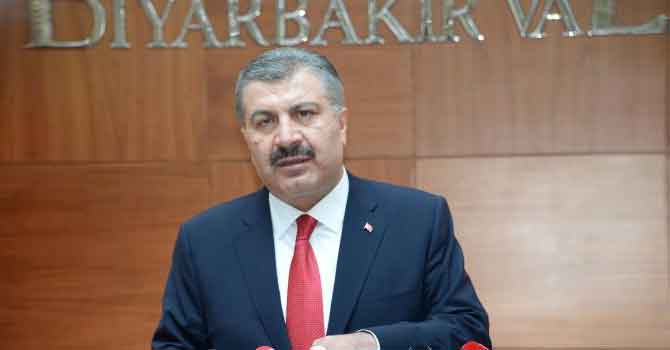 Bakan Koca: Diyarbakır'da vaka oranlarında düşüş var