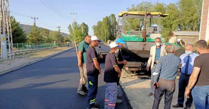 Kars Belediyesi yol çalışmalarını aralıksız sürdürüyor