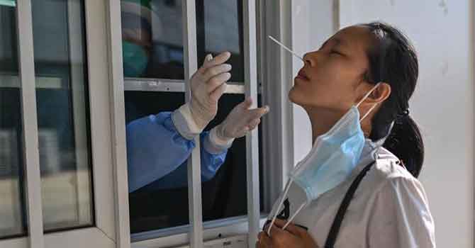 Çinli virologun korkutan Covid-19 iddiası!