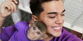 Sosyal medya fenomeni gözaltına alındı