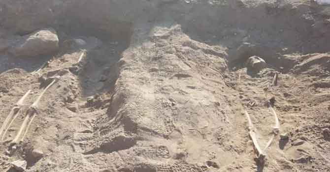 Diyarbakır surlarında üç insan iskeleti bulundu