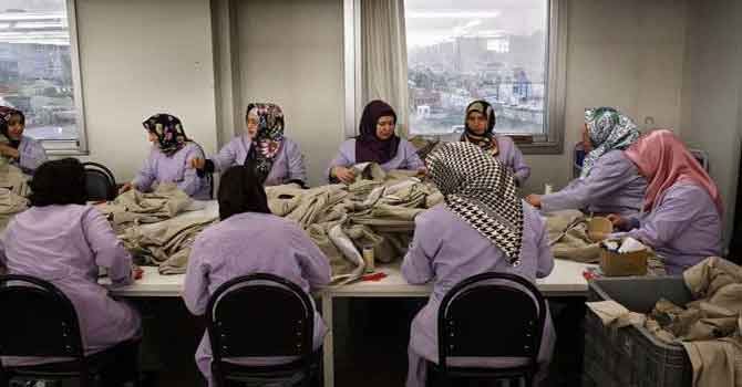 DİSK-AR raporu: Türkiye’de çalışan erkeklerin geliri kadınlardan yüzde 31 fazla