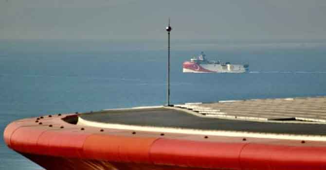 AB diplomatları: 'Türkiye'nin Yunanistan'la görüşmeyi kabul etmesi yaptırım tehdidini zayıflattı'