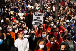 ABD'de gece yarısı protestoları