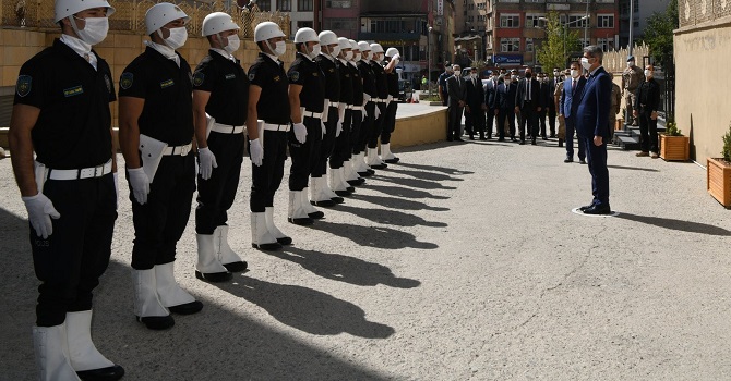 Bakan Yardımcısı Muhterem  İnce Hakkari'de