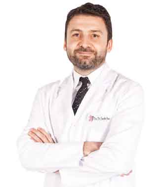 Yüce erkeklerin yaygın sorunu jinekomasti hakkında merak edilen soruları yanıtladı.